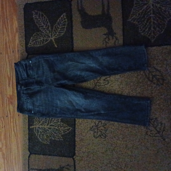 Jeans - Picture 2 of 4